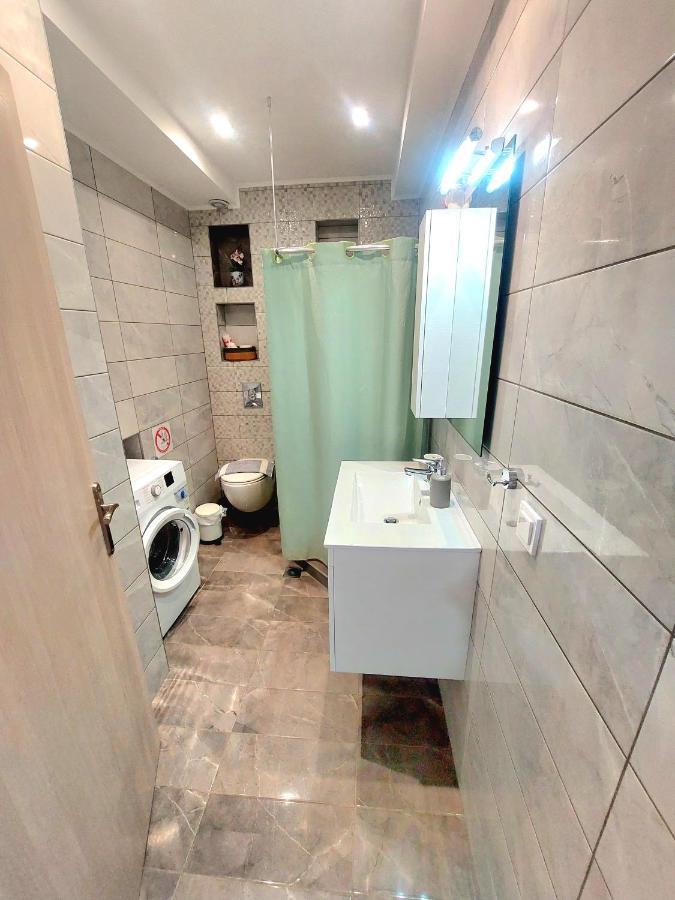 Myrsini'S Sea View Apartment Néa Péramos Bagian luar foto